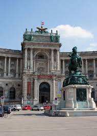 Heldenplatz 21/4