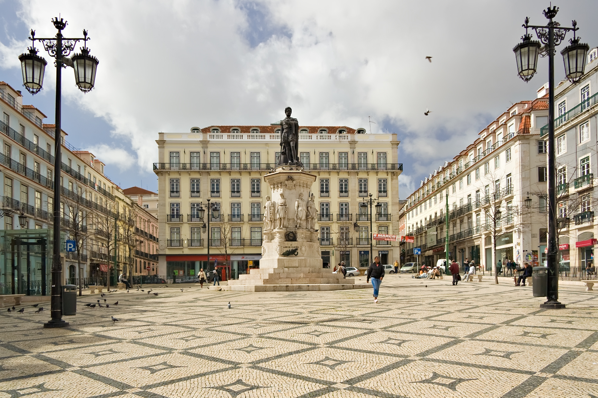 Plaza Luis de Camoes