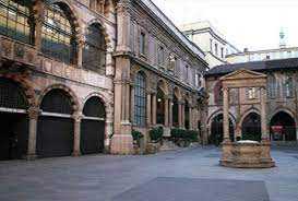 Piazza Mercanti