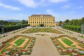 Schonbrunner Gardens
