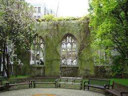 St. Dunstan dans le "East Church Garden"