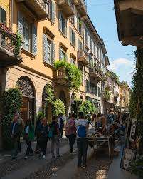 Via Fiori Chiari