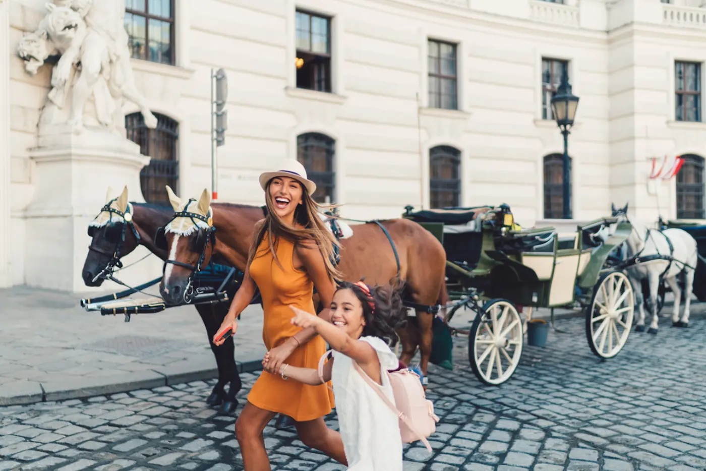 Tour Privato per Famiglie a Vienna: Luoghi di Interesse, Museo &amp; Torta - Tour Locale Fantastico — photo 2