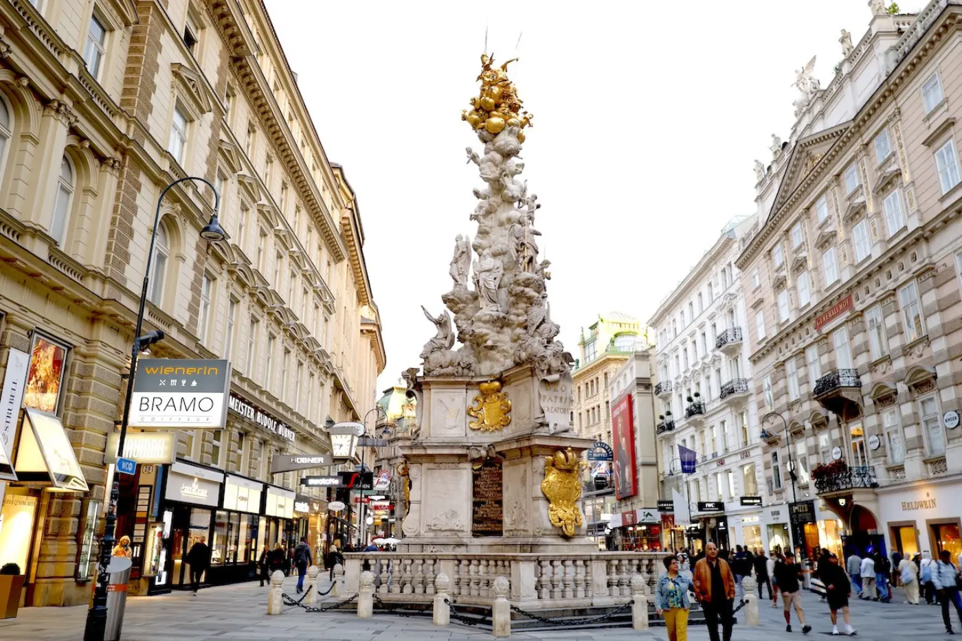 Tour Privato di Tesori e Segreti di Vienna: Chiese, Palazzi e Torta Sacher - Tour Locale Cool — photo 5