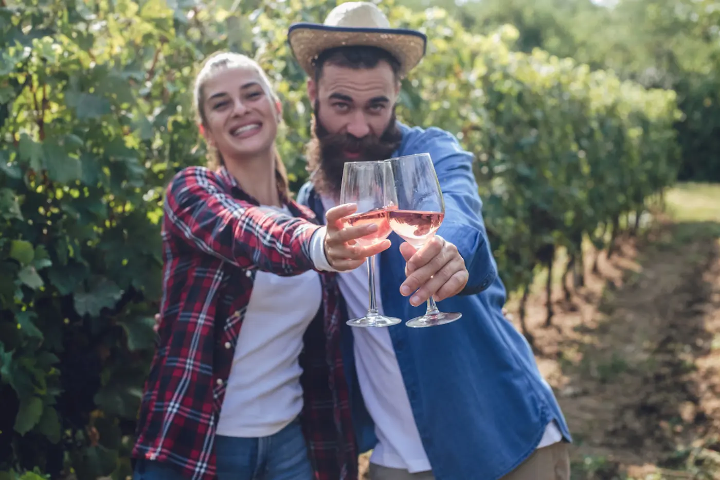 Excursion d'une journée privée: Montserrat, déjeuner, dégustation de vin et de cava dans un ancien vignoble !!! — photo 2