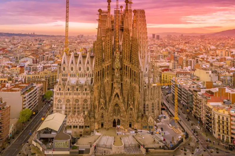 La Sagrada Familia, la obra maestra de Gaudí para visitar en tours privados locales en Barcelona