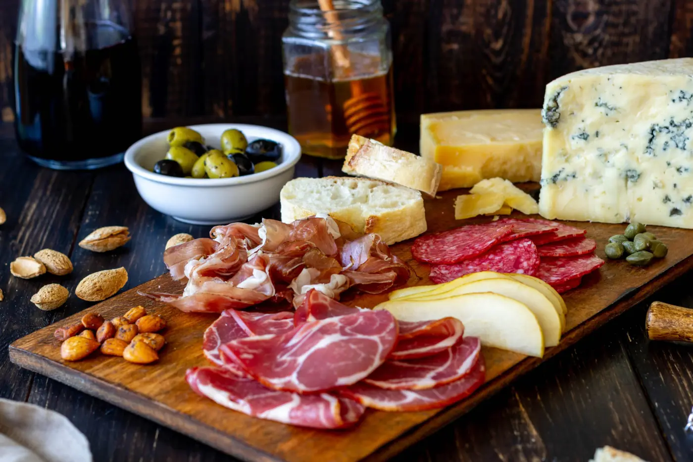 Paris Gourmet Private Tour - Food & Drinks in the trendy Les Marais Quarter — photo 4