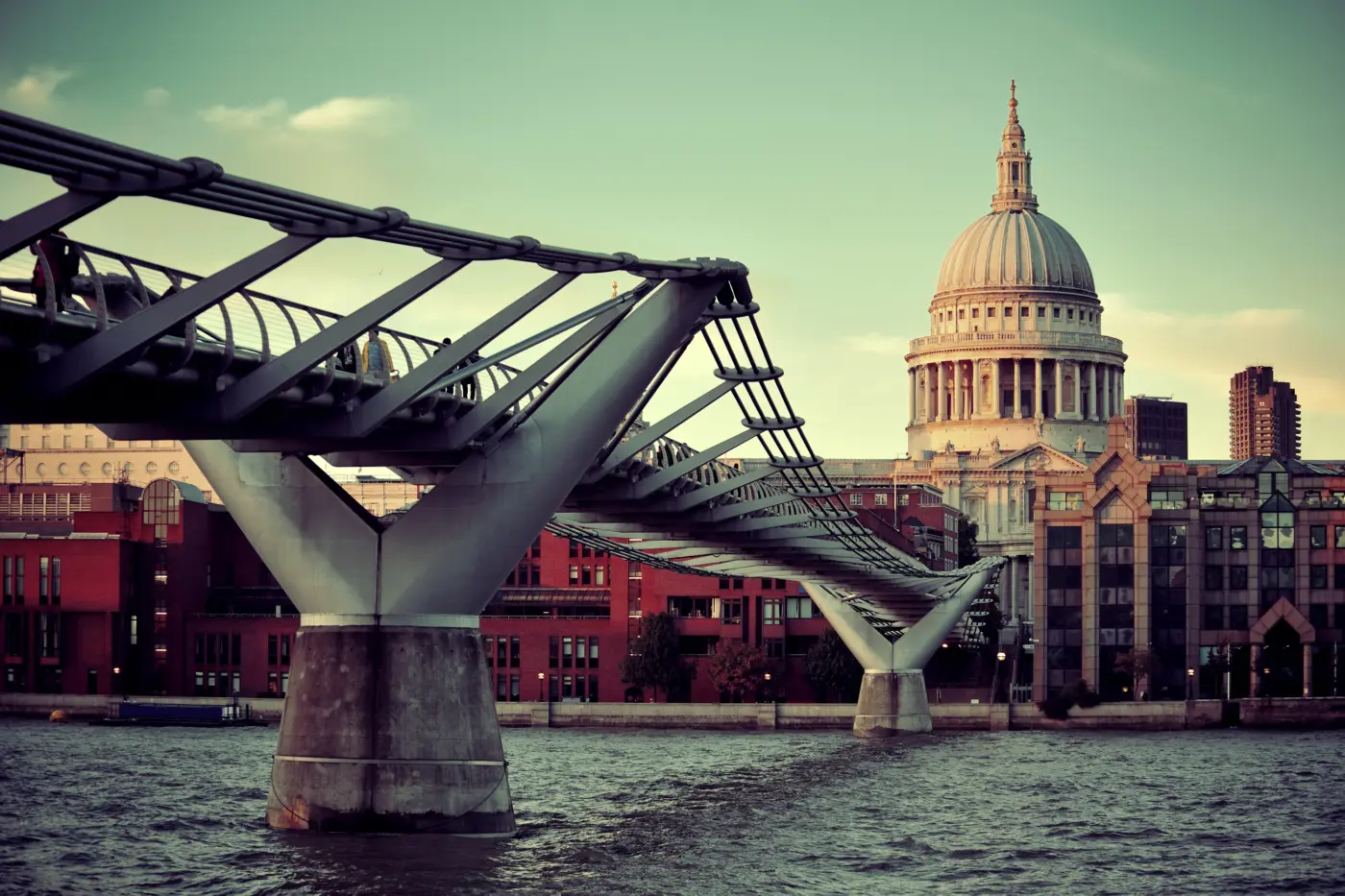 Tour privé "Secrets & Highlights" de Londres - Camden Town, centre et marchés — photo 2