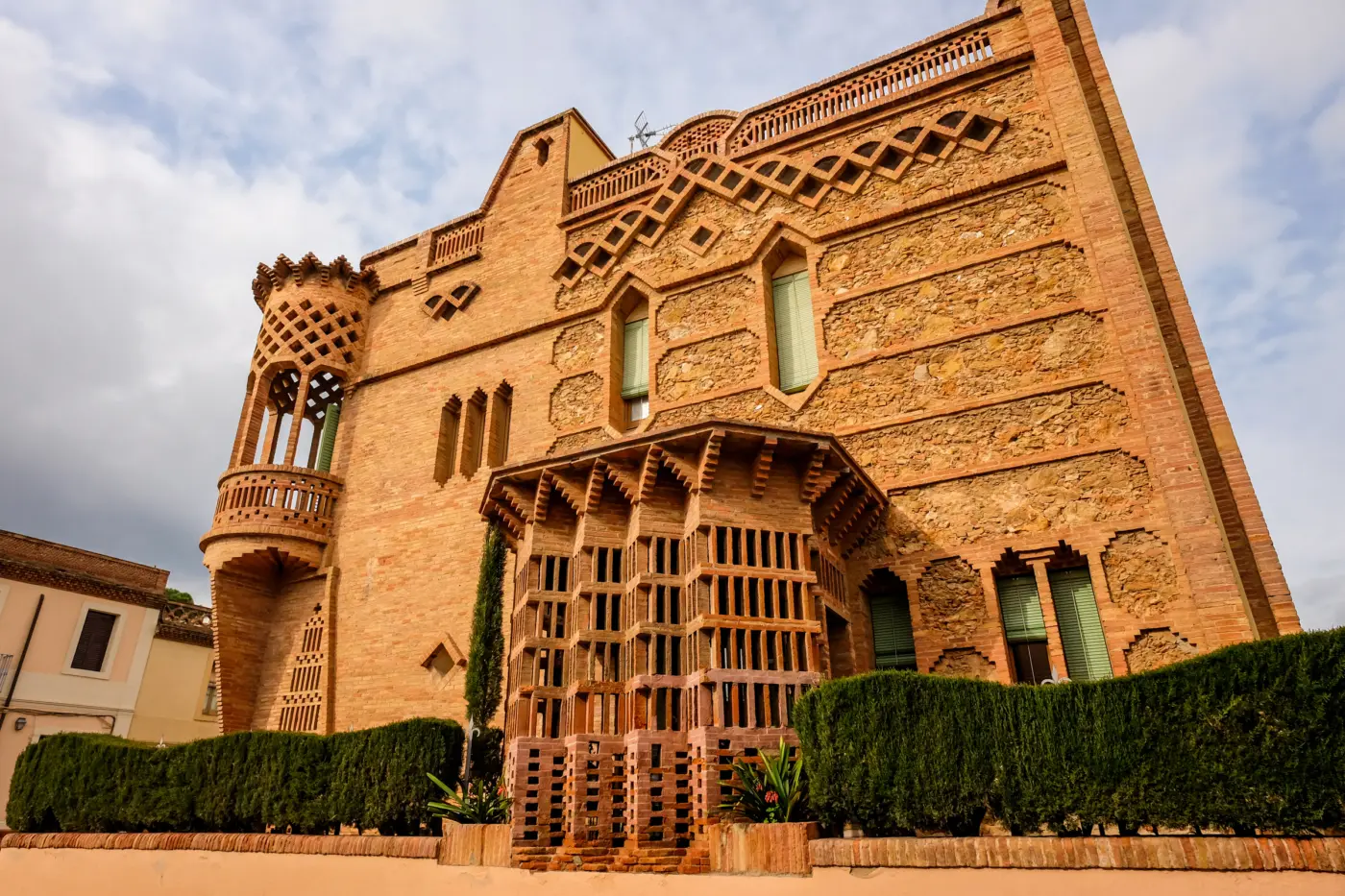 Visite Privée Inattendue de Gaudí - Colonia Güell &amp; Casa Vicens billets coupe-file — photo 4