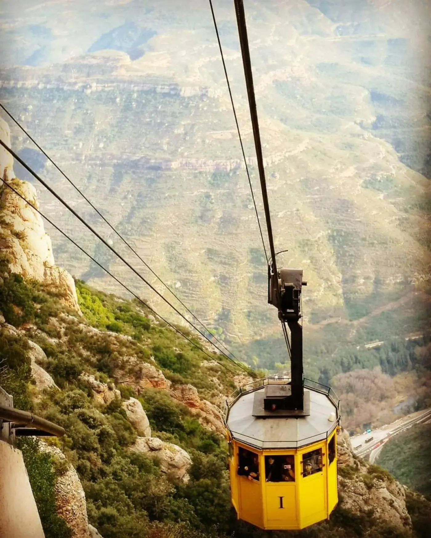 Excursion d'une journée privée: Montserrat, déjeuner, dégustation de vin et de cava dans un ancien vignoble !!! — photo 5