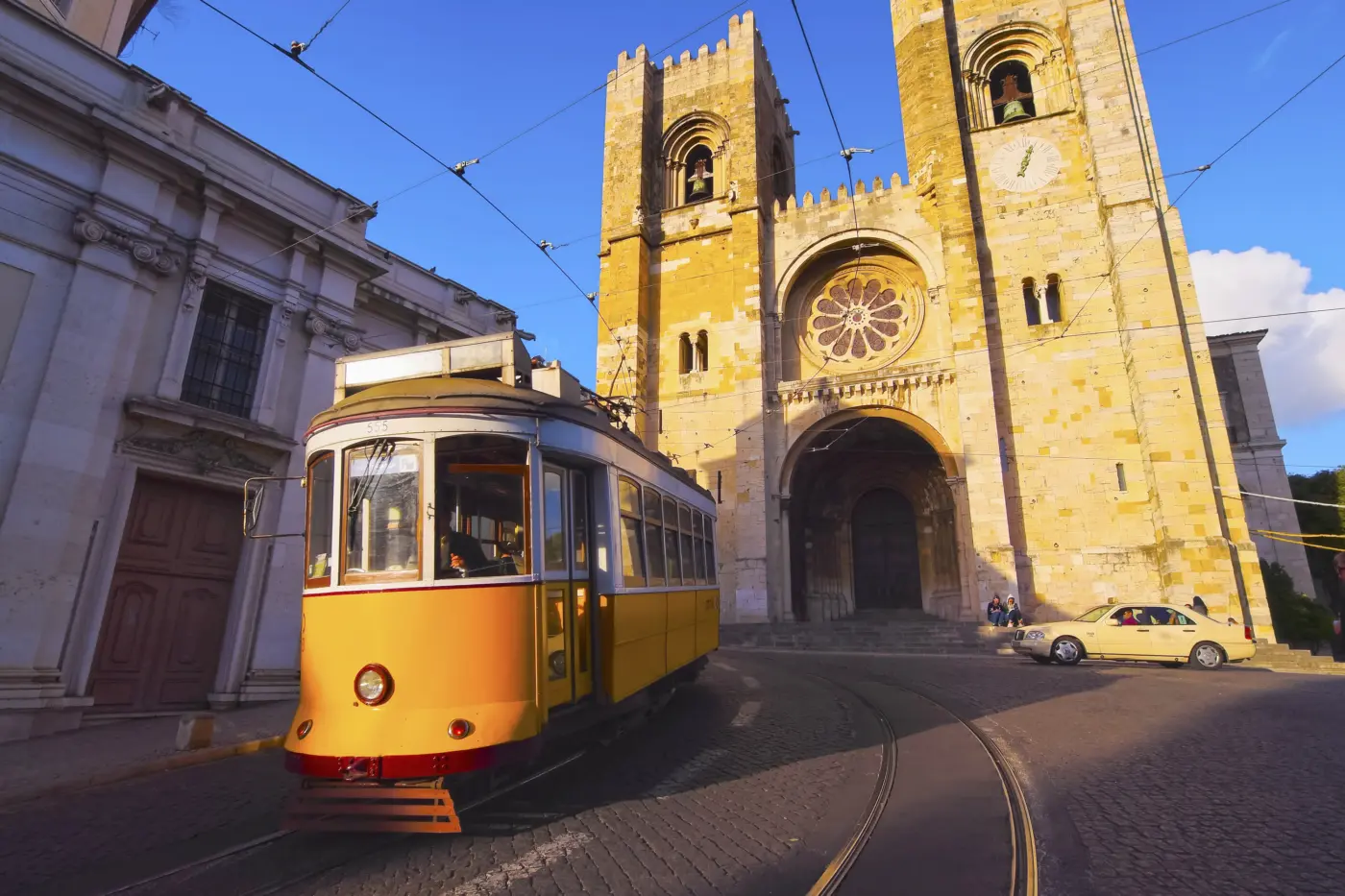 Highlights & Secrets of Lisbon Private Walking Tour