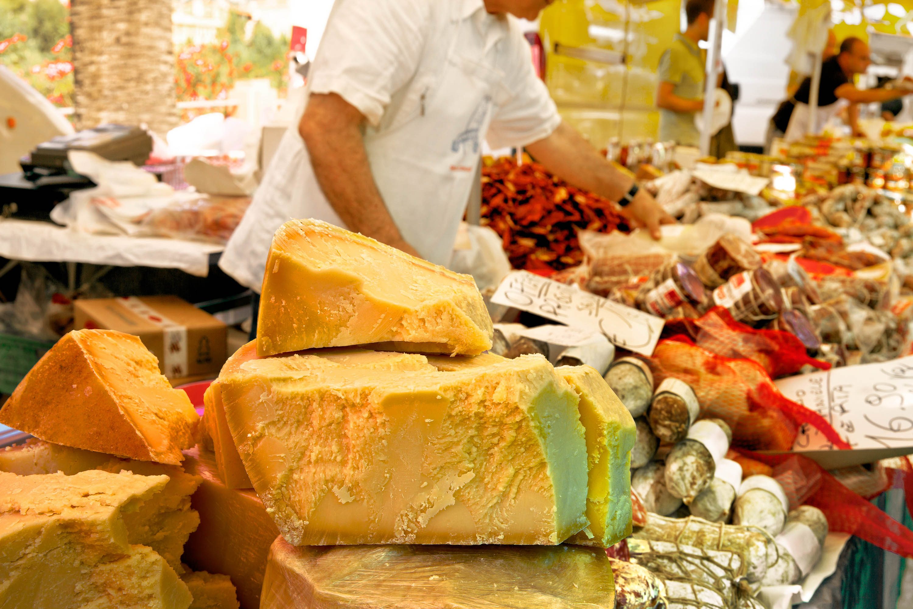 Oh la la! The Cheeses